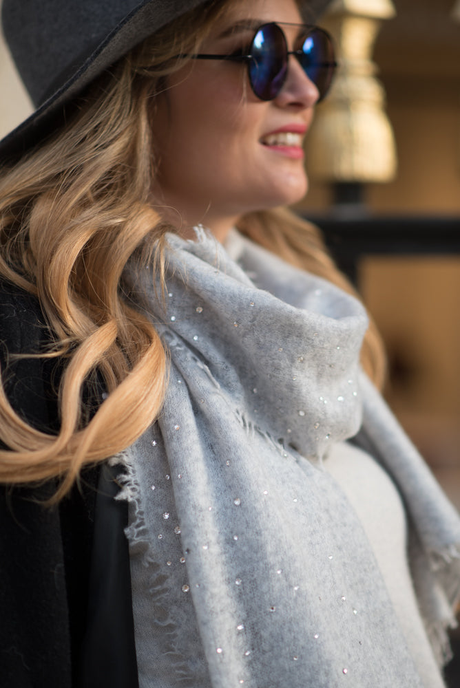 Starlume Couture Crystal-Adorned Knitted Cashmere Shawl