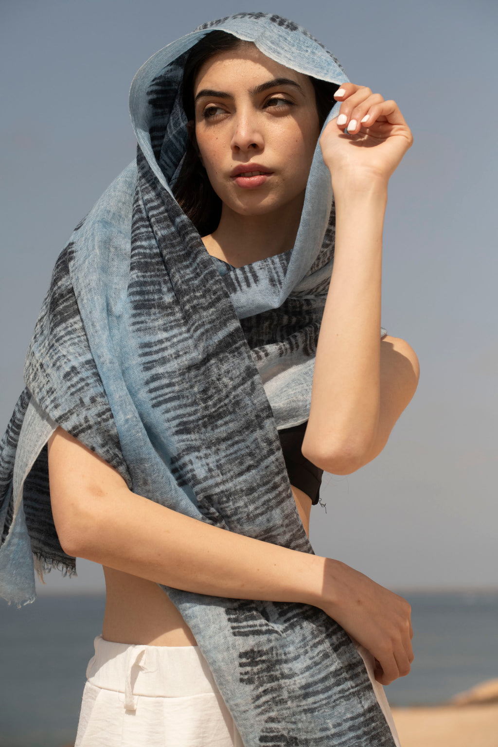 Delicate Spray-Print Artistry Cashmere Shawl