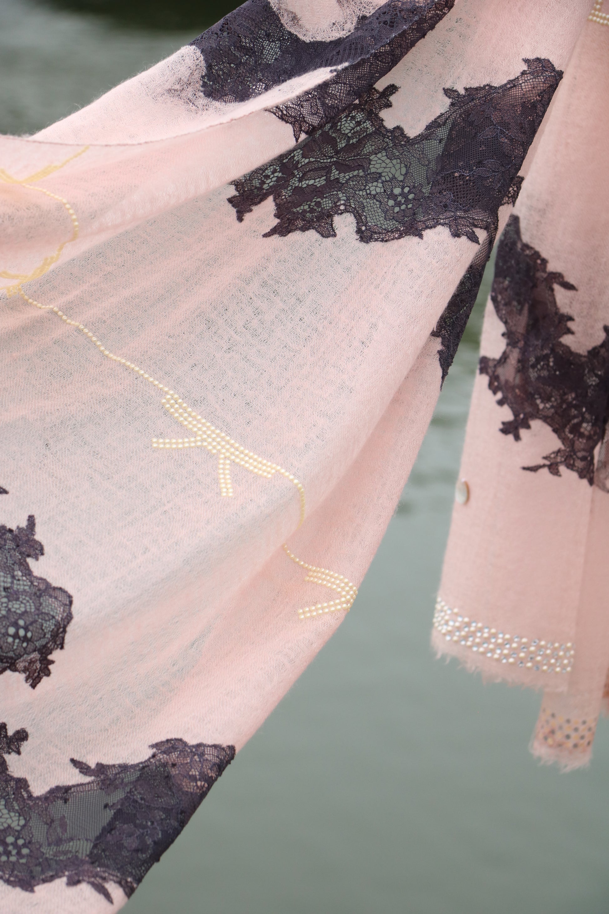 Lace Aura Cashmere Stole