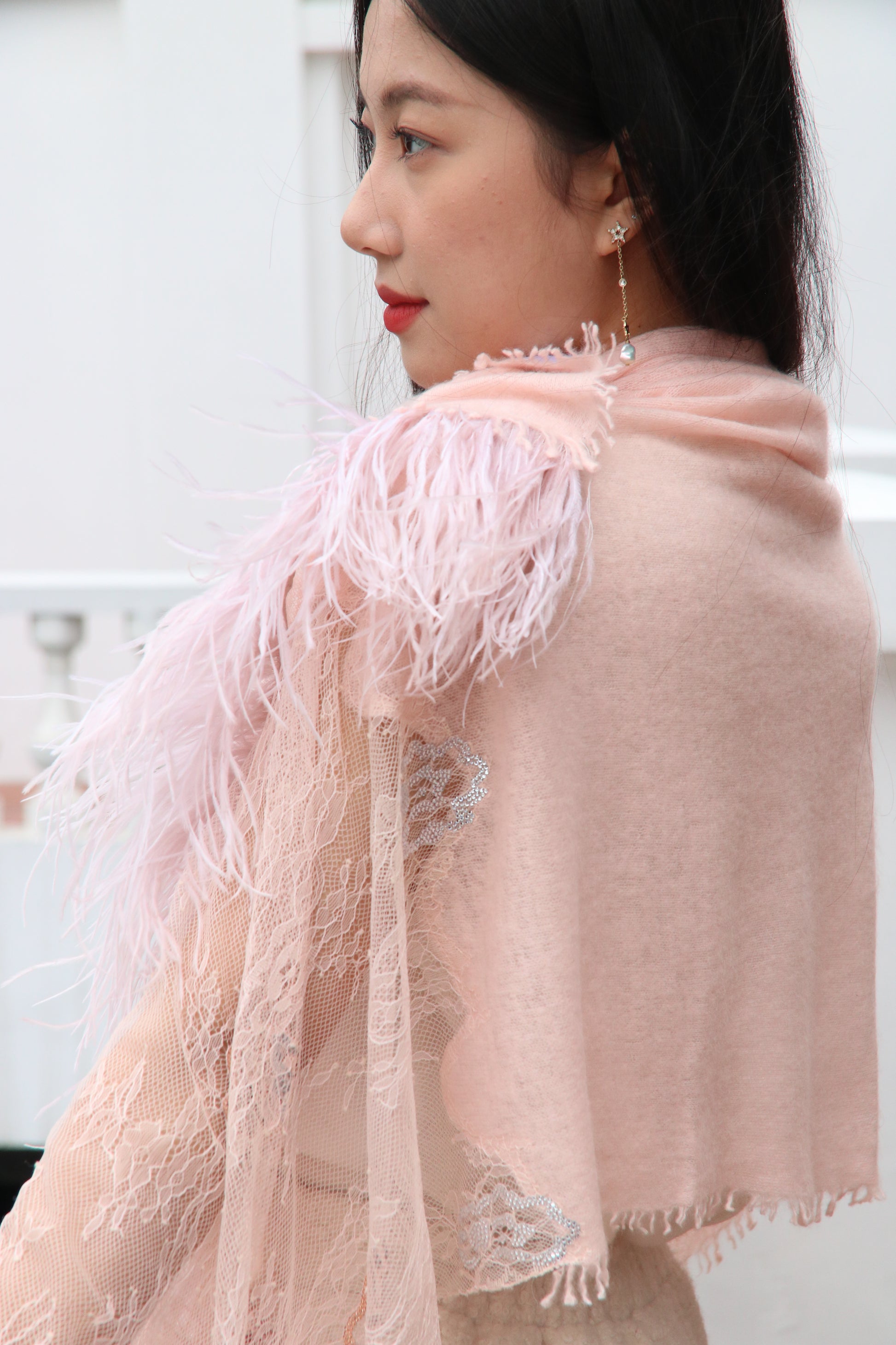 Featherlight Majesty Knitted Cashmere Stole