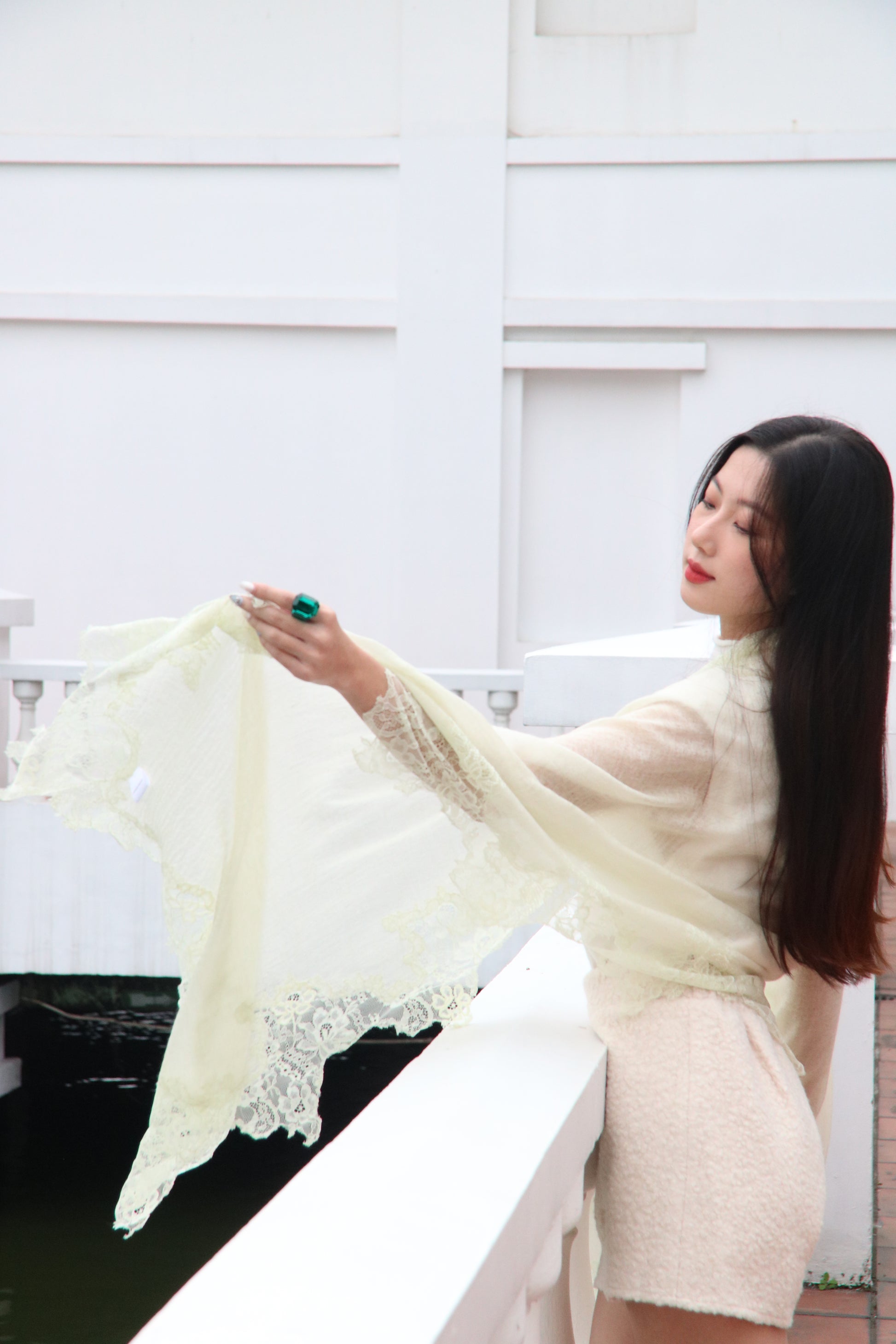 A Prism of Light on Artisanal Cashmere Stole