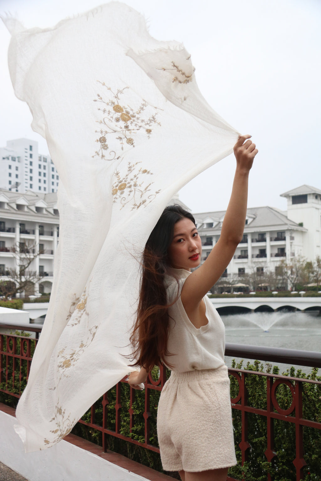 Regal Frost Cashmere Stole